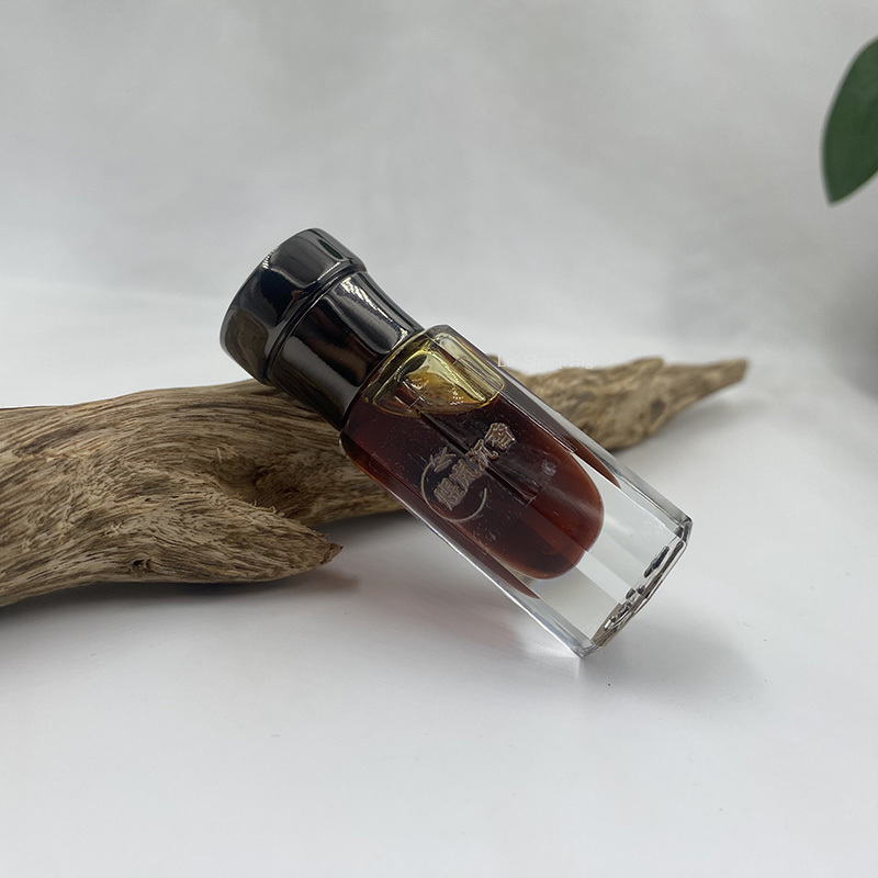 Supercritical Hainan Agarwood  - Sandalwood Perfume Oil 评论和价格